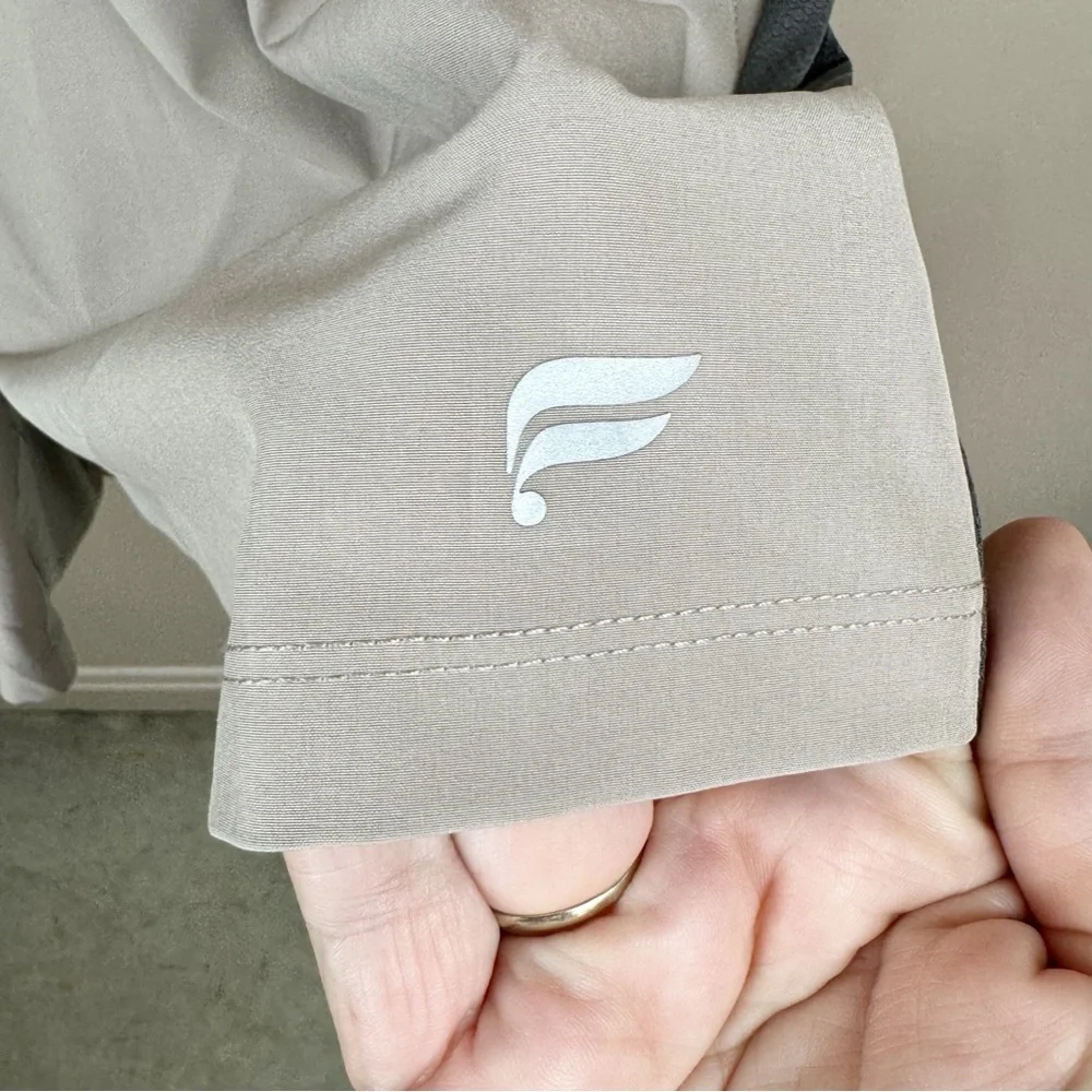 Mens Fabletics Light Gray Khaki The Infinite Short Lined 5in Active Shorts